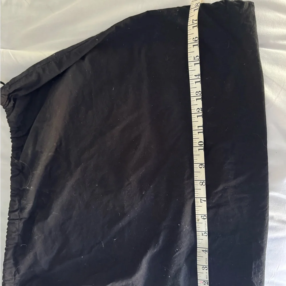 Quince sleek garment